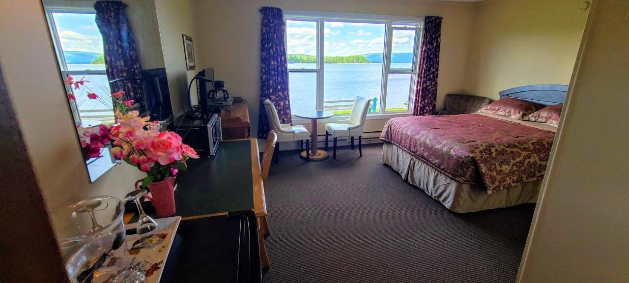 St Ann'S Motel & Cottage Baddeck Inlet エクステリア 写真